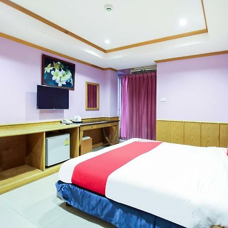 Oyo 280 Thai Garden Resort Bangkok Esterno foto