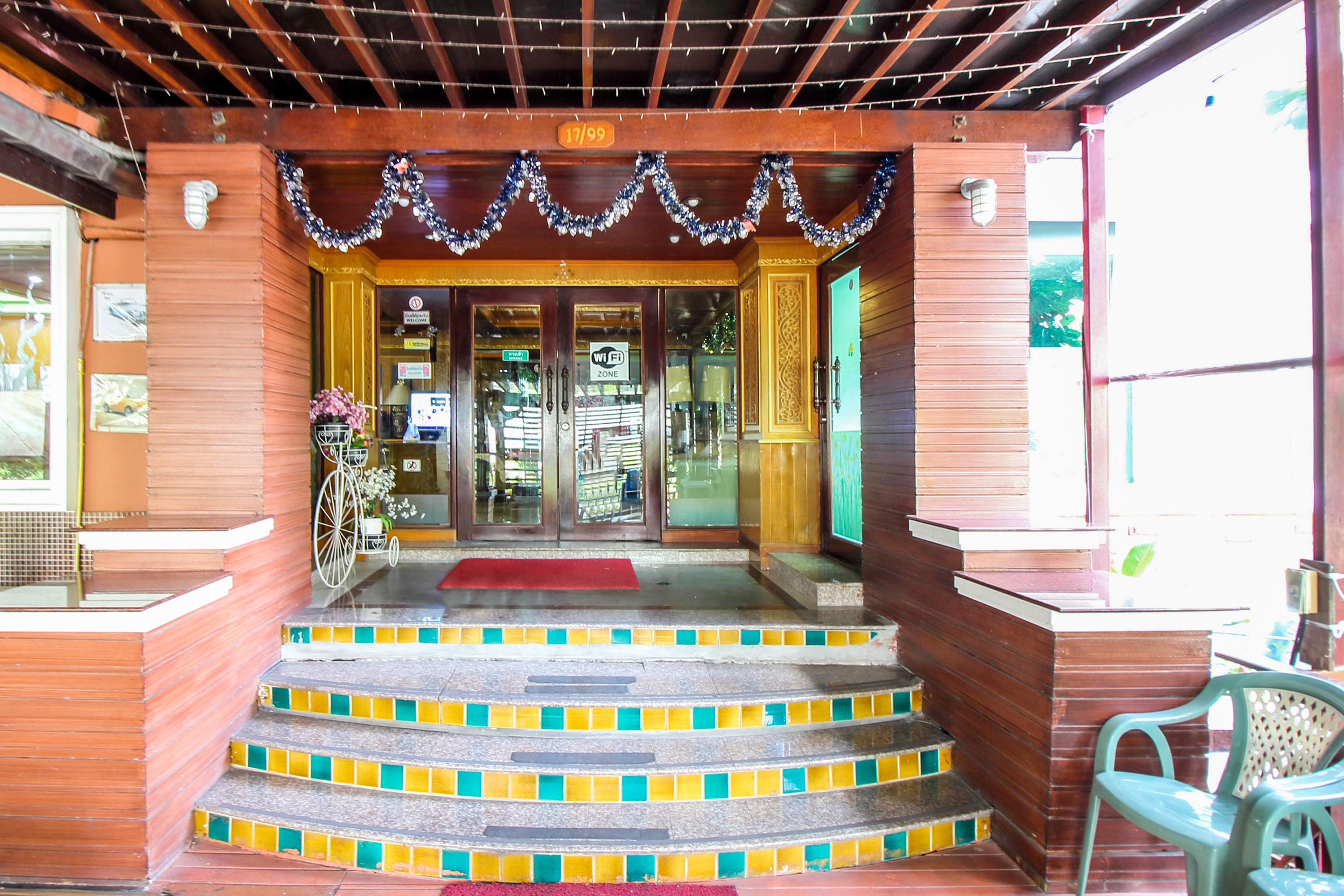 Oyo 280 Thai Garden Resort Bangkok Esterno foto