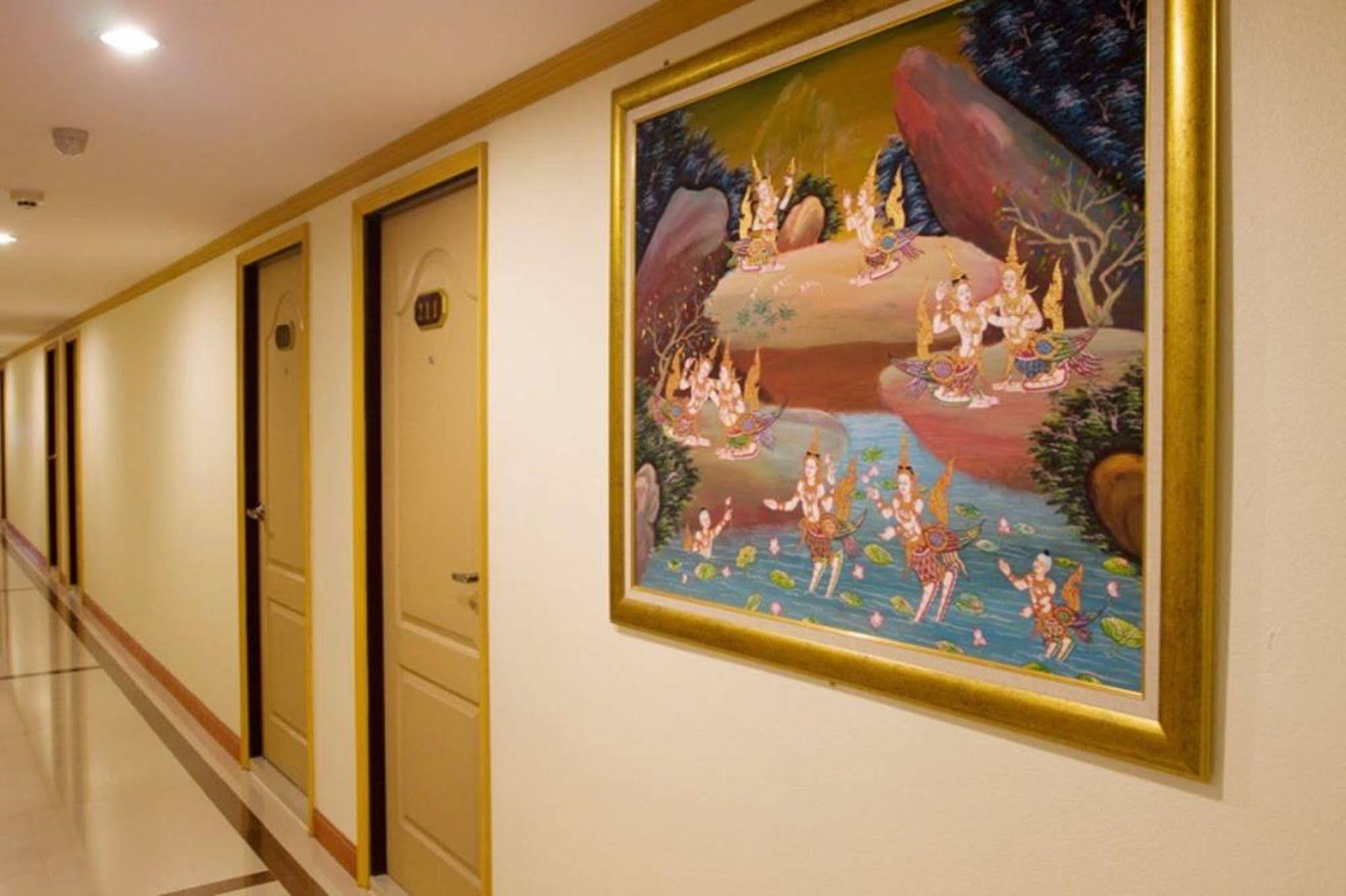 Oyo 280 Thai Garden Resort Bangkok Esterno foto