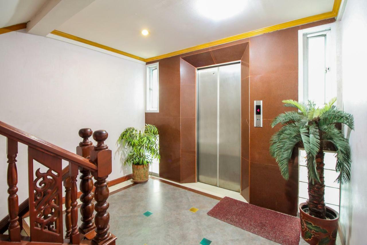 Oyo 280 Thai Garden Resort Bangkok Esterno foto